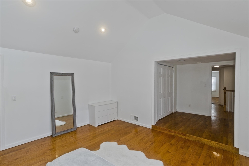 16 Squawfield Road Westfield, MA 01085 - Photo 12 of 21