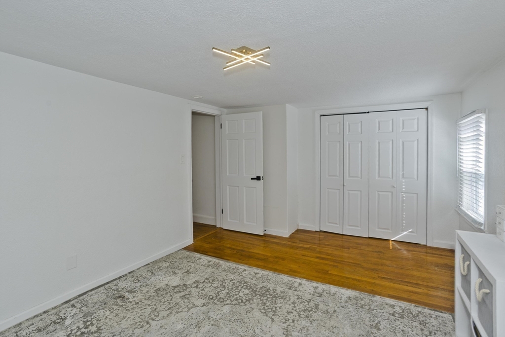 16 Squawfield Road Westfield, MA 01085 - Photo 10 of 21