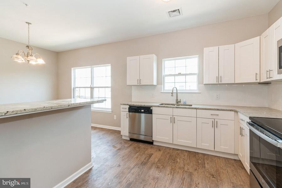 18 Turtle Court Delanco, NJ 08075 - Photo 8 of 15 Gallery Image 8