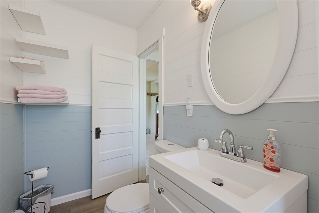 144 Horseneck Road Westport, MA 02790 - Photo 27 of 37