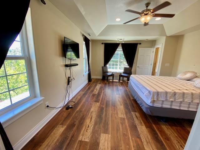 3791 Fish Hatchery Road Grants Pass, OR 97527 - Photo 31 of 42 masterbedroom3