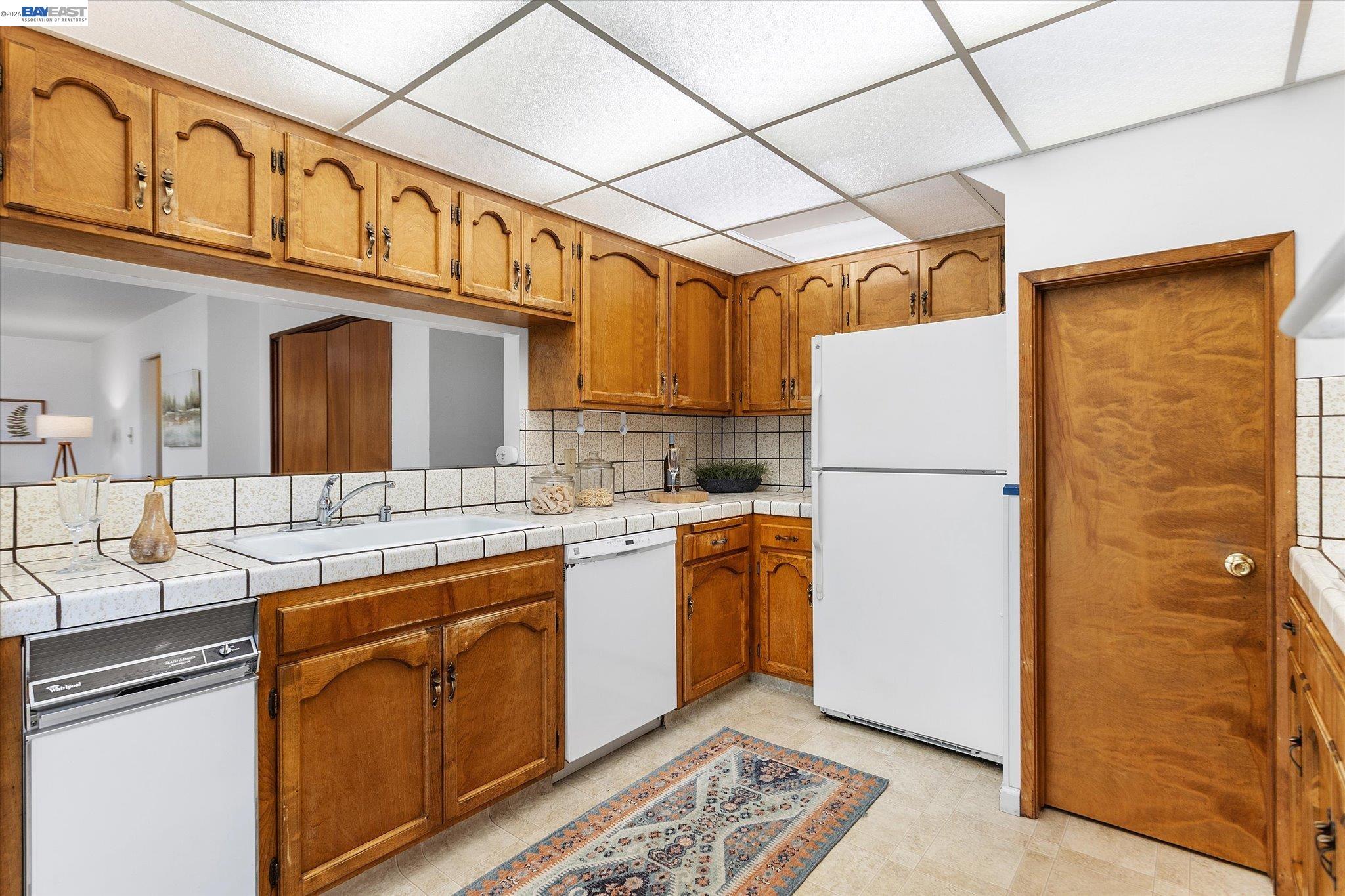 156 Mecartney Road Alameda, CA 94502 - Photo 19 of 67