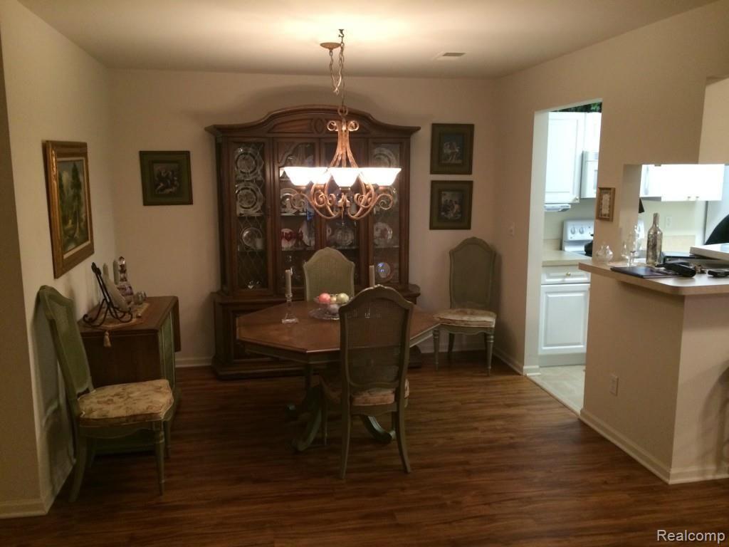 3624 Tremonte Circle Rochester, MI 48306 - Photo 5 of 16 5.JPG
