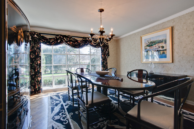 670 Green Bay Road Lake Bluff, IL 60044 - Photo 12 of 25