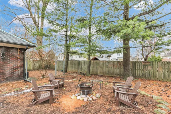 $545,000 | 707 West Main Street, Urbana, IL 61801