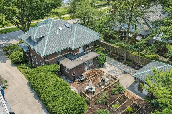 $545,000 | 707 West Main Street, Urbana, IL 61801