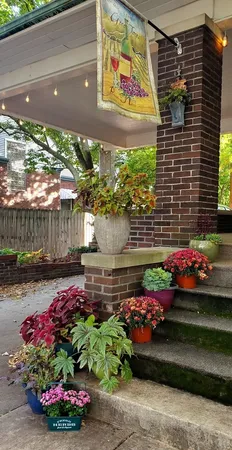 $545,000 | 707 West Main Street, Urbana, IL 61801