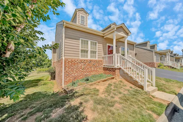 $330,000 | 6602 Hartman Court, Roanoke, VA 24019