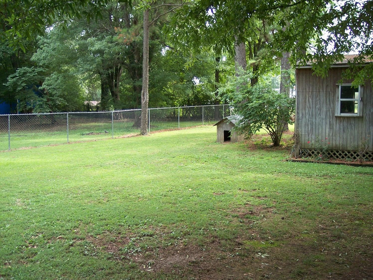 433 Henderson Road Jackson, TN 38305 - Photo 28 of 30 Photo 29