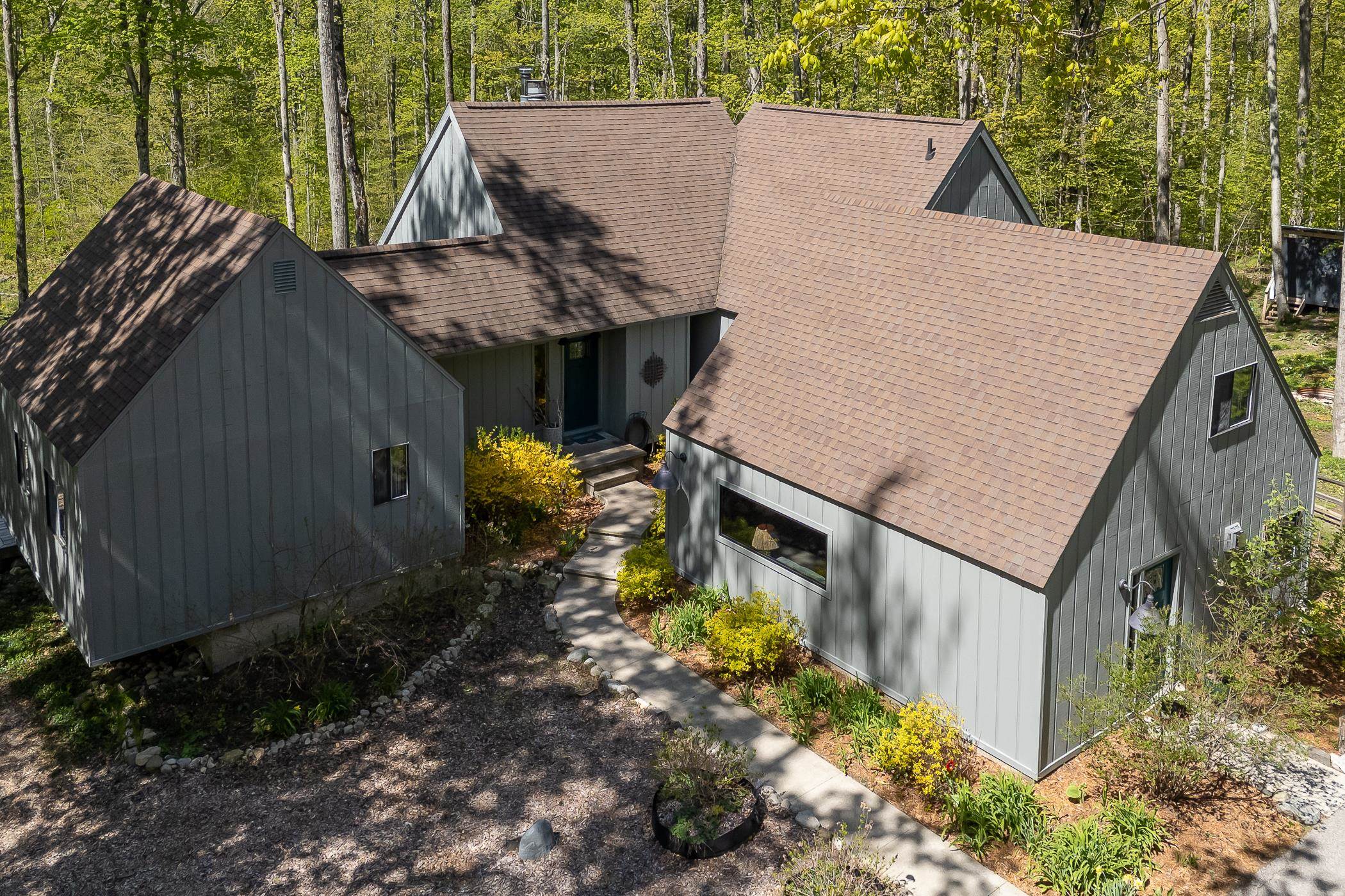 7310 Stolt Road Charlevoix, MI 49720 - Photo 39 of 65