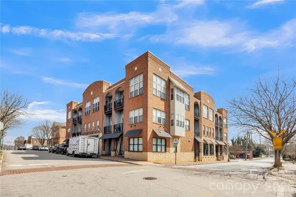 $315,000 | 210 East Fisher Street, Unit 10, Salisbury, NC 28144