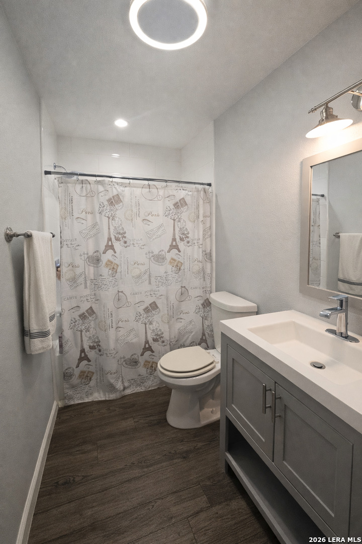 640 Ave J Poteet, TX 78065 - Photo 6 of 9