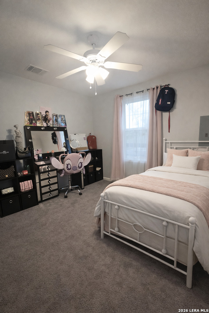 640 Ave J Poteet, TX 78065 - Photo 8 of 9