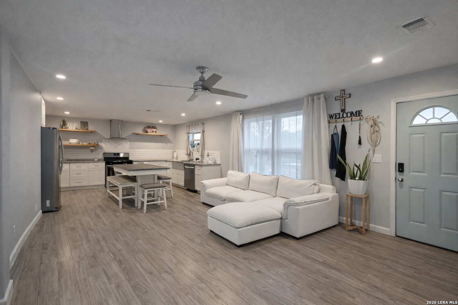 640 Ave J Poteet, TX 78065 - Photo 9 of 9