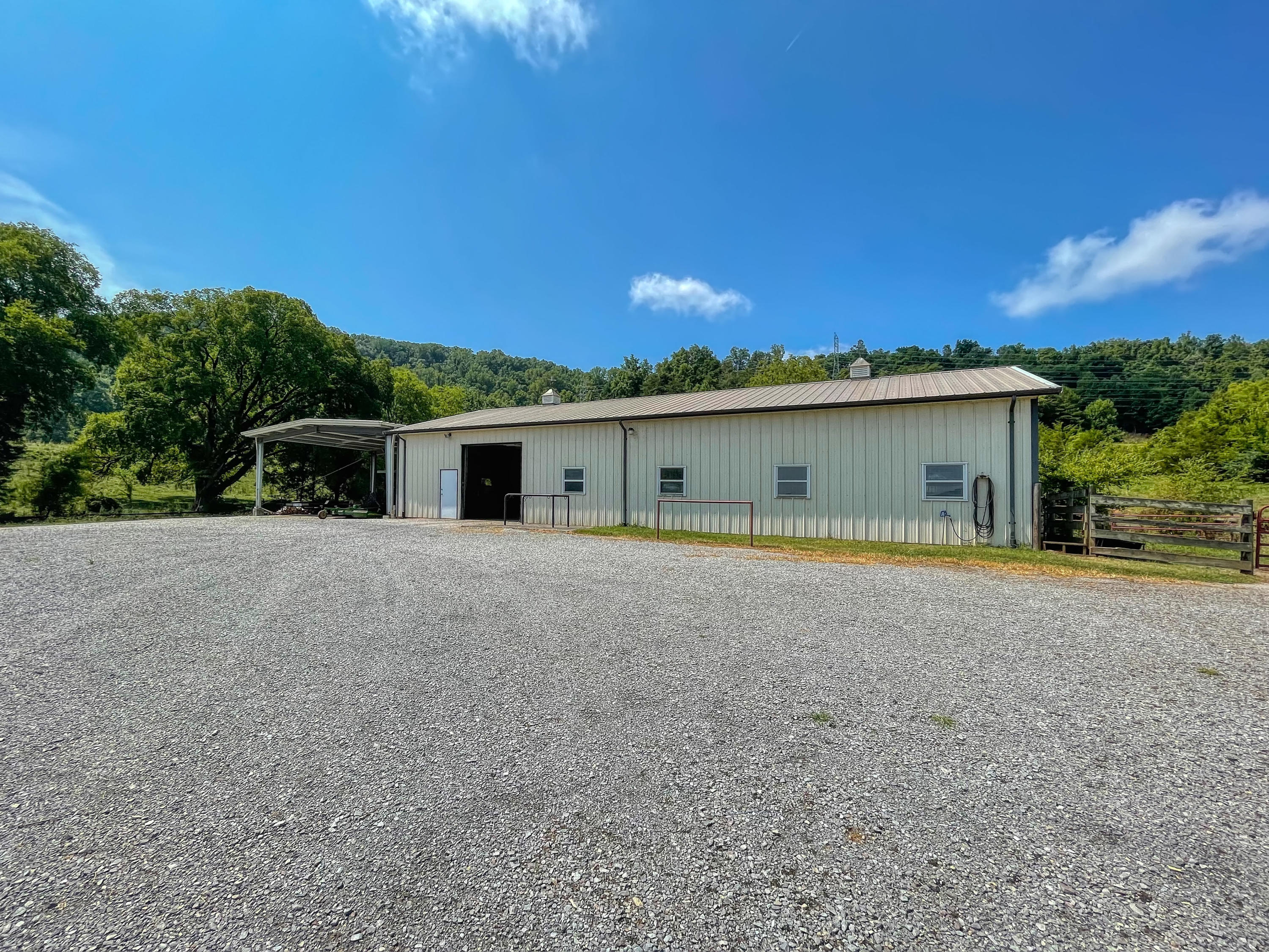 4107 Roberts Road Corryton, TN 37721 - Photo 37 of 41 4107 Roberts Rd