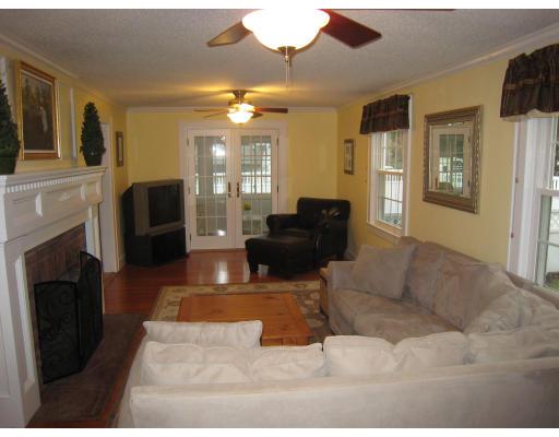 23 Old Lane Road Springfield, MA 01129 - Photo 4 of 25