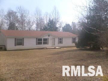 940 Kerr Cobden, IL 62920 - Photo 1 of 1 Gallery Image 1