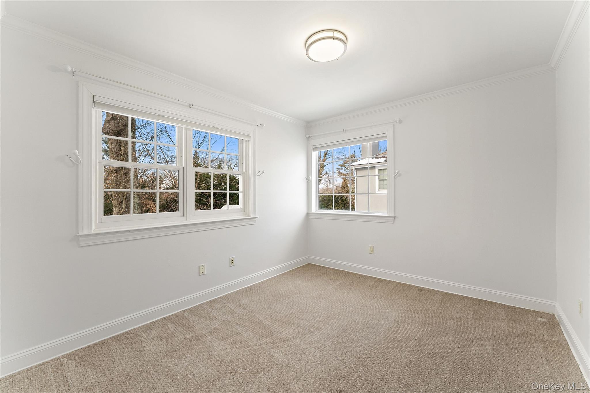 14 Wakefield Road Scarsdale, NY 10583 - Photo 16 of 27 2nd floor bedroom 3