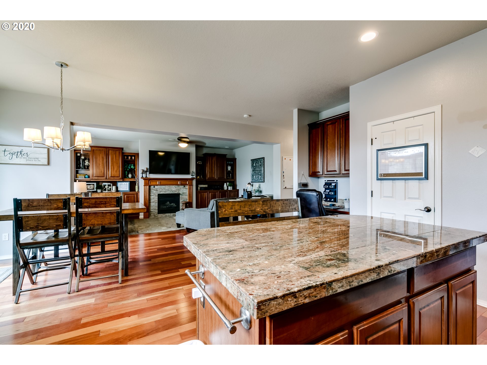 4991 Stagecoach Road Eugene, OR 97402 - Photo 11 of 32 Gallery Image 11