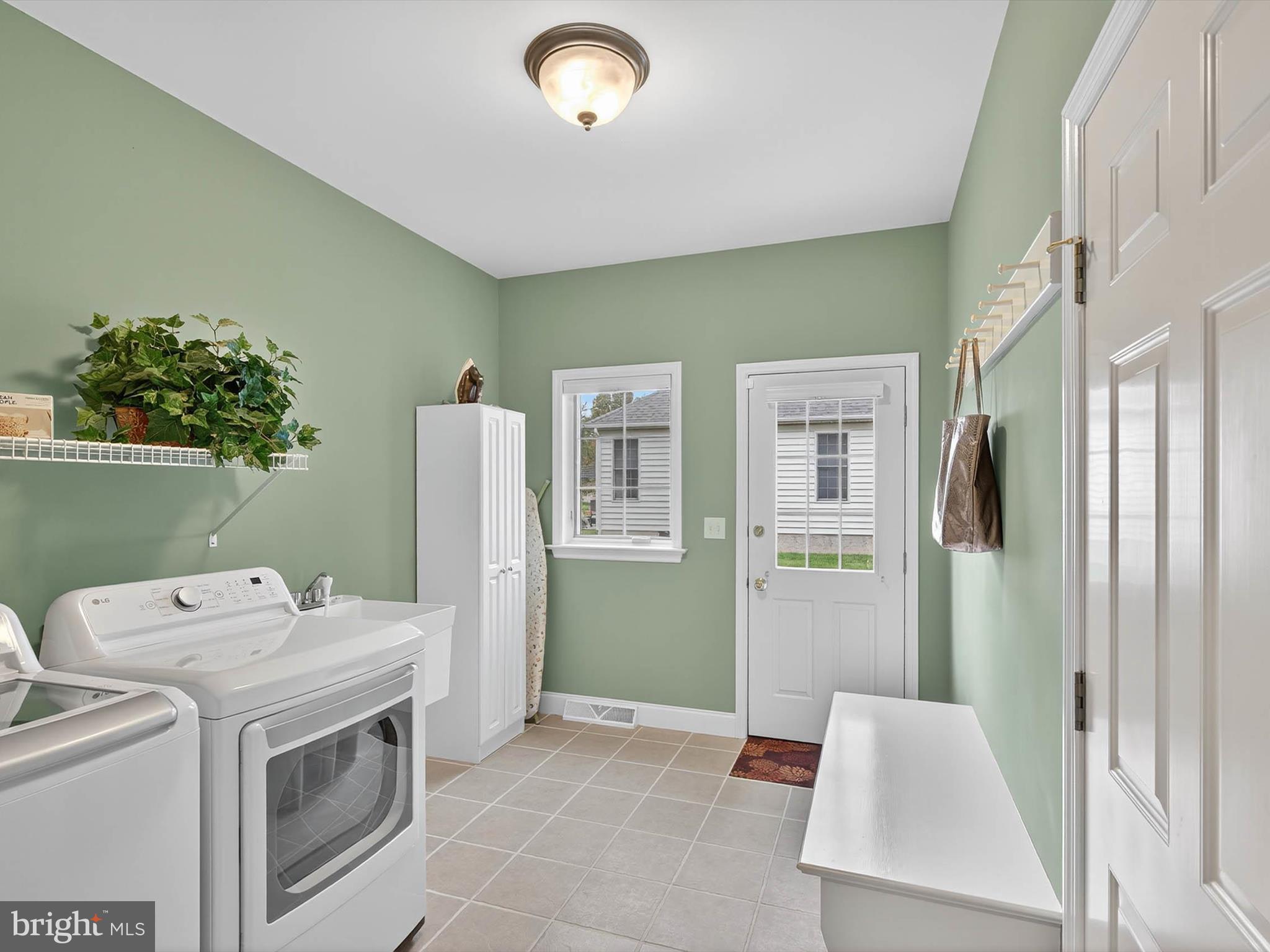 213 Barkay Crossing Lititz, PA 17543 - Photo 48 of 112 a utility room with dryer and washer