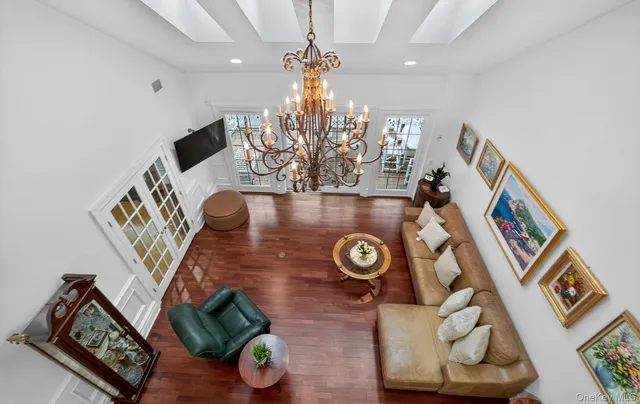 $1,500,000 | 14 Miro Place, Port Washington, NY 11050