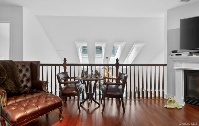 $1,500,000 | 14 Miro Place, Port Washington, NY 11050