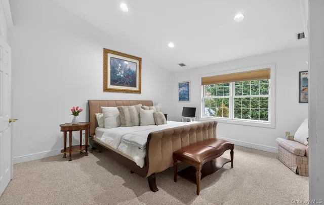 $1,500,000 | 14 Miro Place, Port Washington, NY 11050