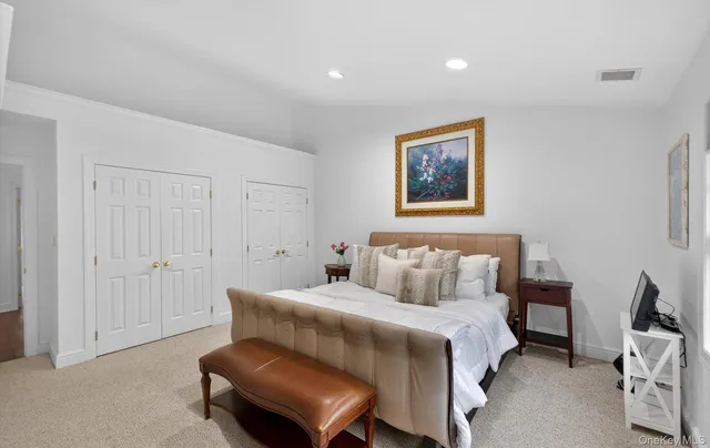 $1,500,000 | 14 Miro Place, Port Washington, NY 11050