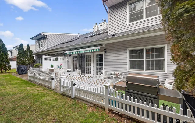 $1,500,000 | 14 Miro Place, Port Washington, NY 11050