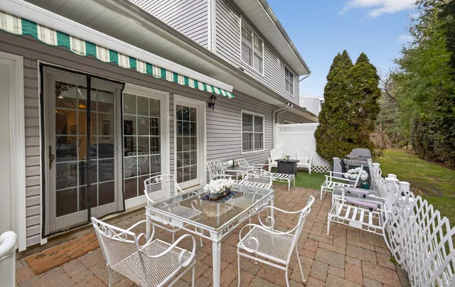 $1,500,000 | 14 Miro Place, Port Washington, NY 11050