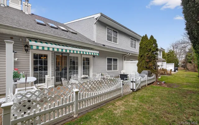 $1,500,000 | 14 Miro Place, Port Washington, NY 11050