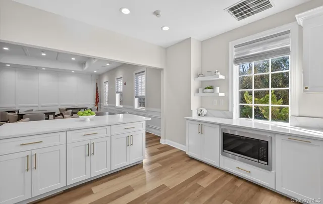 $1,500,000 | 14 Miro Place, Port Washington, NY 11050