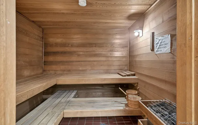 $1,500,000 | 14 Miro Place, Port Washington, NY 11050