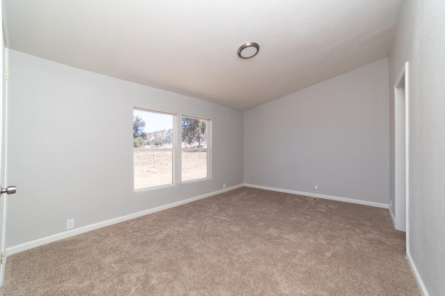 35937 Ruth Hill Road Squaw Valley, CA 93675 - Photo 14 of 27 Gallery Image 14
