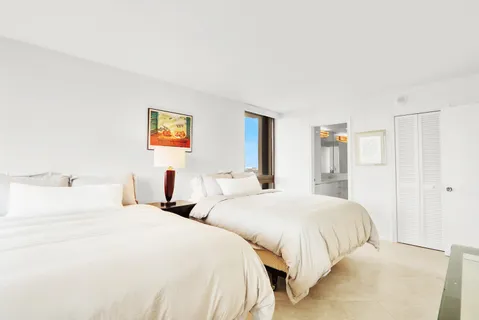 $835,000 | 5380 North Ocean Drive, Unit 18A, Singer Island, FL 33404