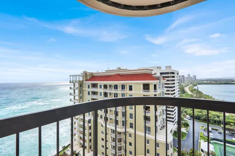 $835,000 | 5380 North Ocean Drive, Unit 18A, Singer Island, FL 33404