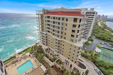 $835,000 | 5380 North Ocean Drive, Unit 18A, Singer Island, FL 33404