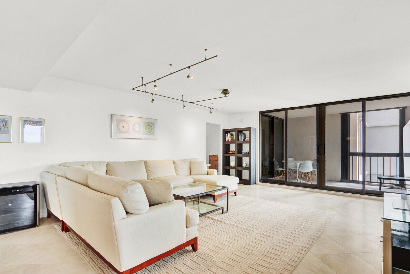 5380 North Ocean Drive, Unit 18A Singer Island, FL 33404 - Photo 6 of 46 07_IMG_6709_mls