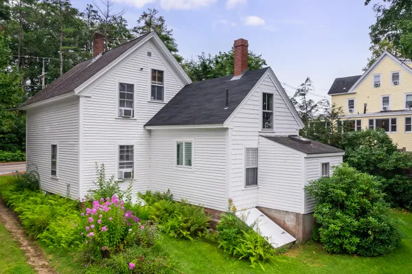 $890,000 | 89 Main Street, Ogunquit, ME 03907