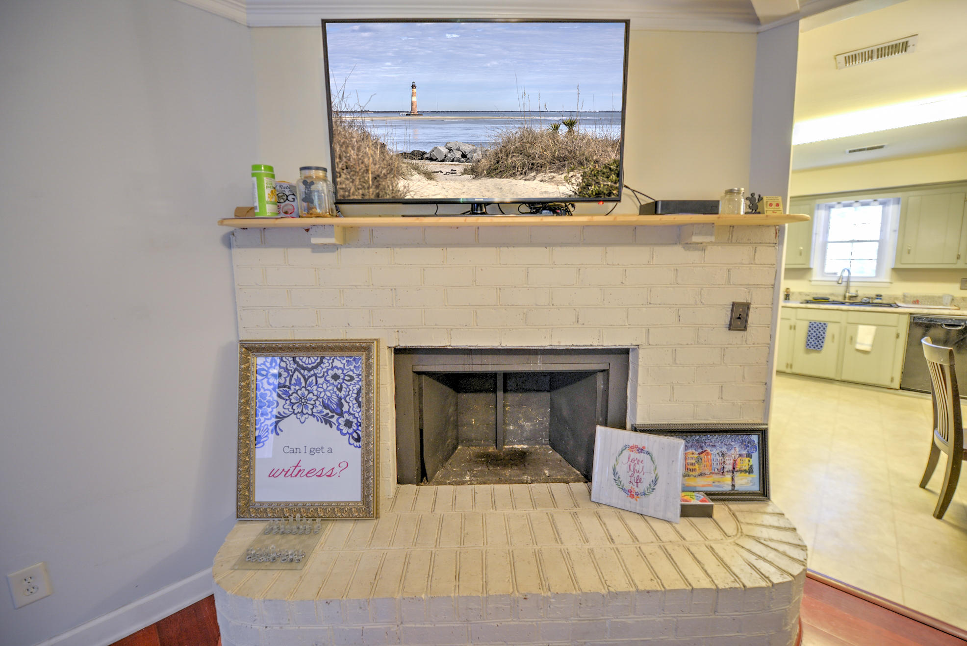 712 Beauregard Road Summerville, SC 29486 - Photo 14 of 21 Fire place