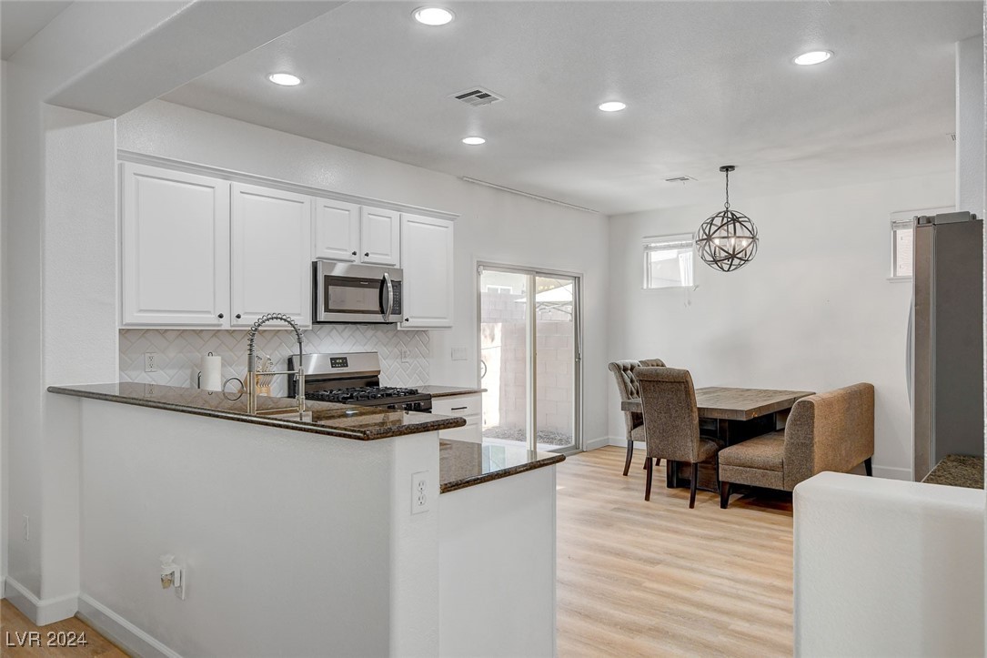 10585 Cave Ridge Street Las Vegas, NV 89179 - Photo 8 of 32 Gallery Image 8