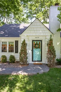 $395,000 | 5639 Maple Street, Mission, KS 66202