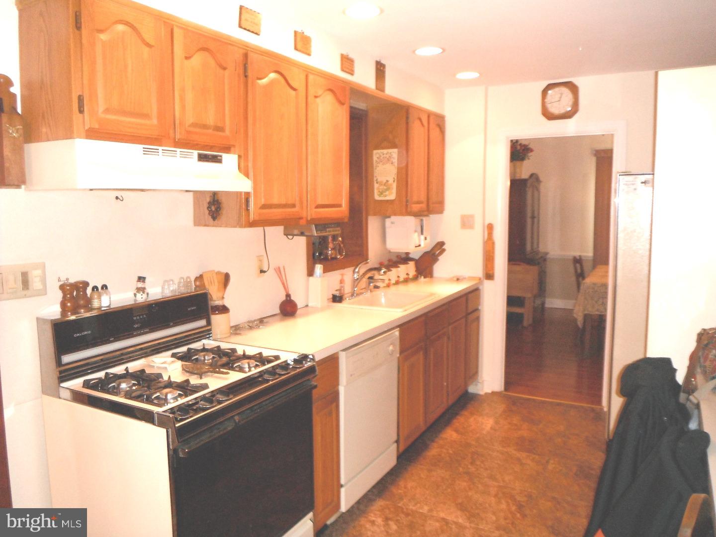 7638 Waters Road Cheltenham, PA 19012 - Photo 7 of 22 Kitchen