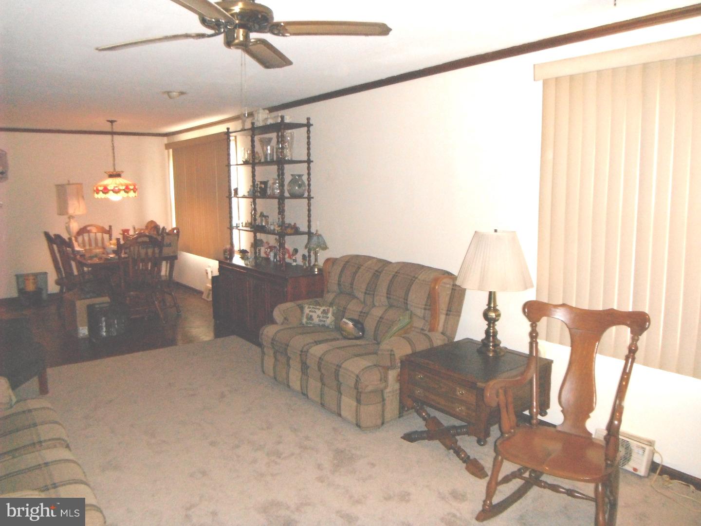 7638 Waters Road Cheltenham, PA 19012 - Photo 10 of 22 Family Room