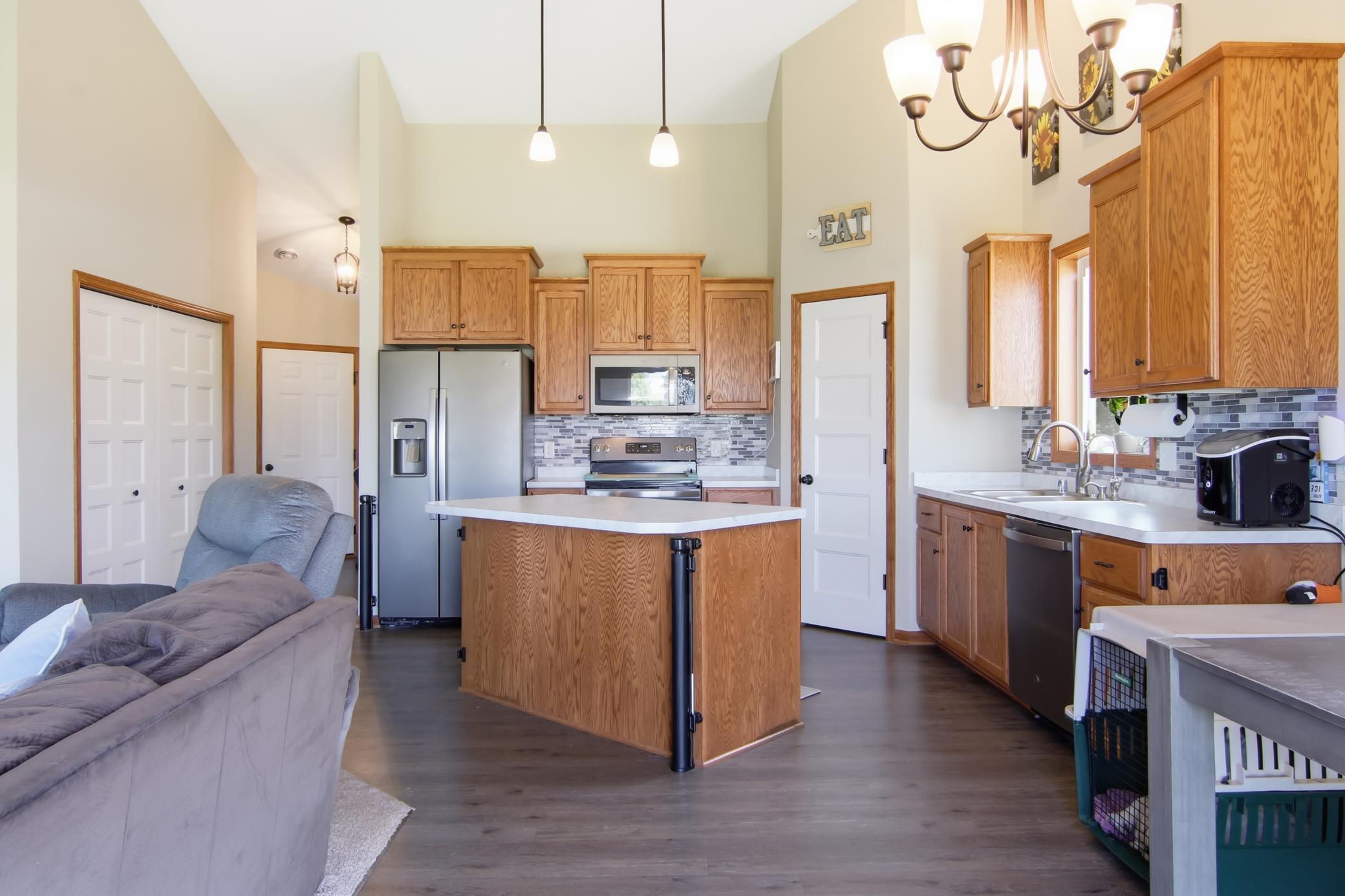 411 Staples Road Osceola, WI 54020 - Photo 4 of 28 Gallery Image 4