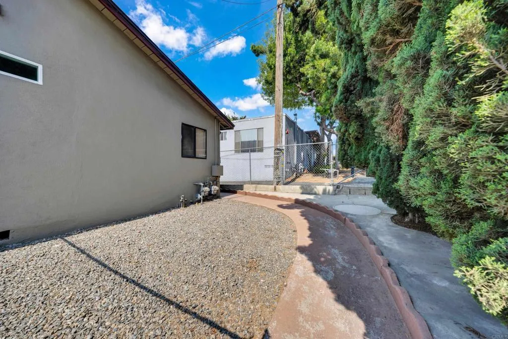 9015 Campo Road Spring Valley, CA 91977 - Photo 48 of 58