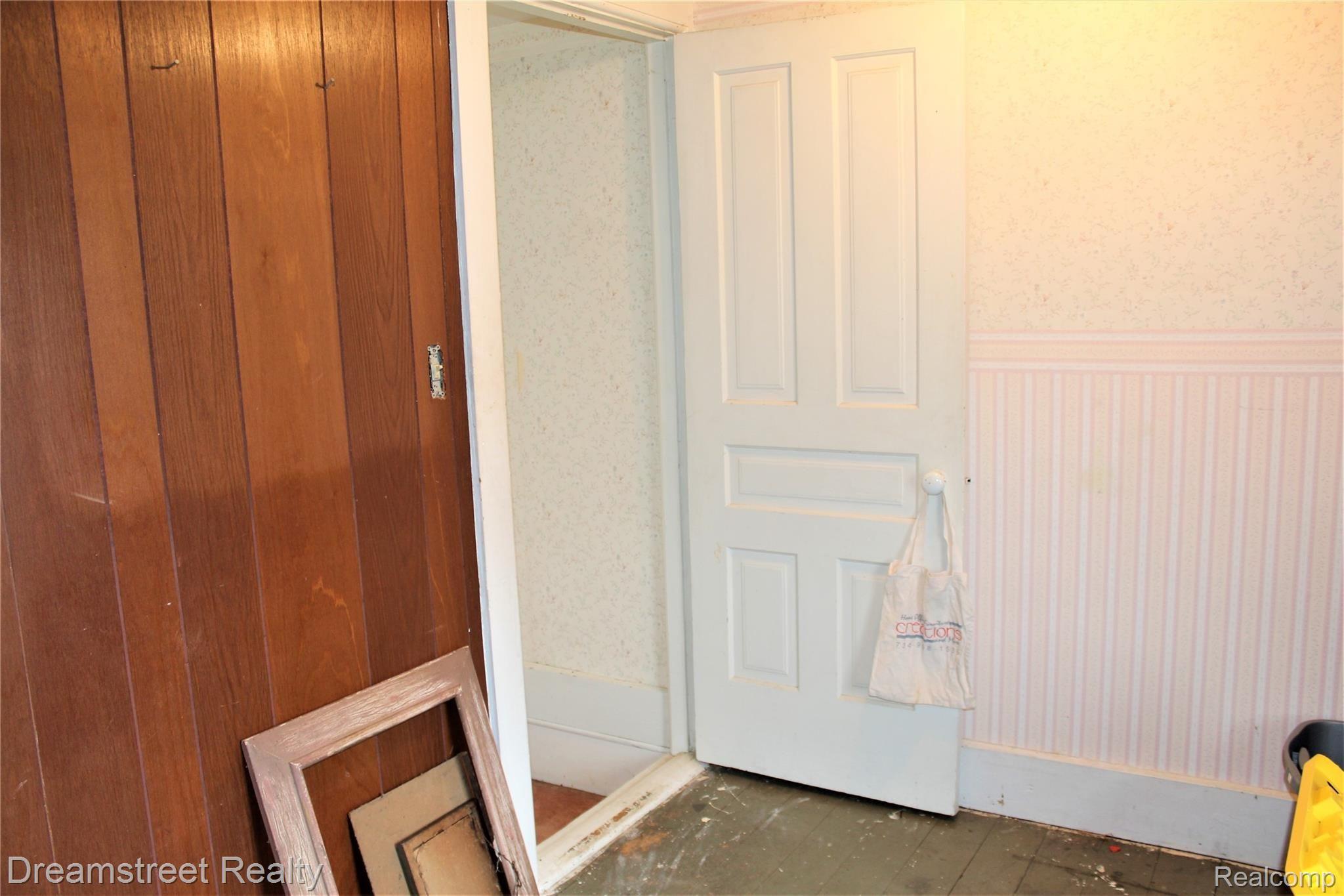 13625 Macon Road Saline, MI 48176 - Photo 36 of 49 IMG_5948.JPG