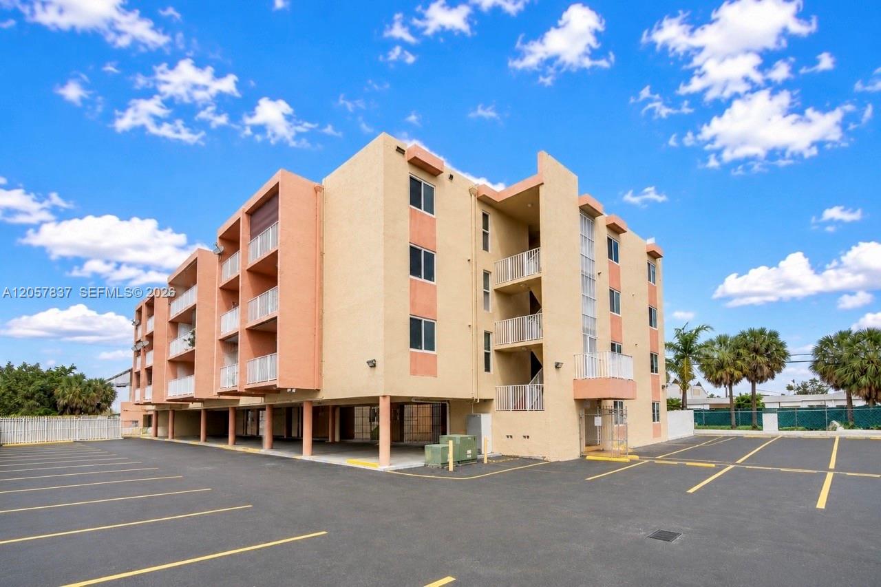 2400 Northwest 16th St Road, Unit 407 Miami, FL 33125 - Photo 32 of 49 Gallery Image 32