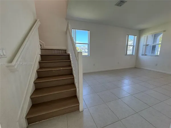 $2,549 | 1110 Southeast 27th Street, Unit 1110, Homestead, FL 33035
