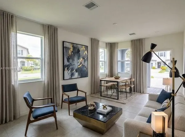 $2,549 | 1110 Southeast 27th Street, Unit 1110, Homestead, FL 33035